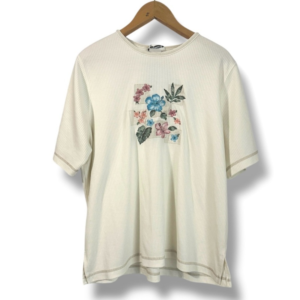 Vintage BonWorth Cream Ribbed Floral Embroidery Short Sleeve Shirt Plus Size 3X